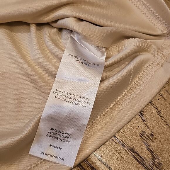 New Balance Light Beige Short Sleeve Tee Size 8 - Picture 4 of 8